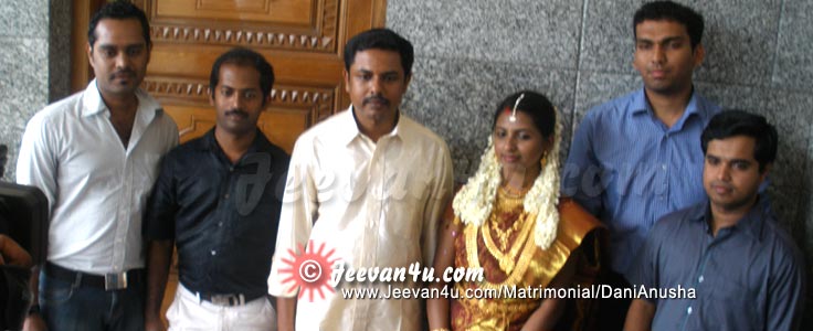 Dani Satheesan Anusha Wedding Pictures Kerala